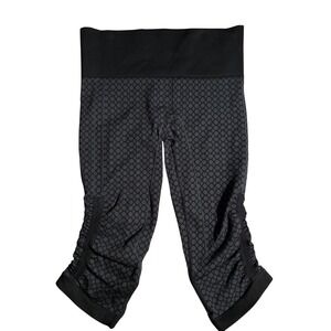 Lululemon 6 Ebb to Street Crop Leggings Black Grey Quatrefoil Ruched Yoga Active